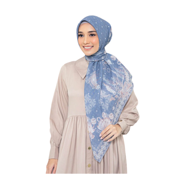 Selebritas Indonesia Merambah Bisnis Fashion Hijab, Berbagai Koleksinya Bisa Membuat Hijabers Makin Stylish 4-9